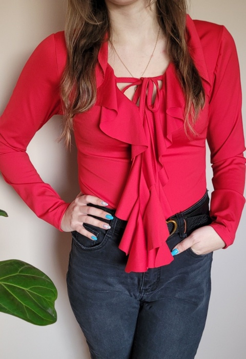 Czerwone Body z Falbaną