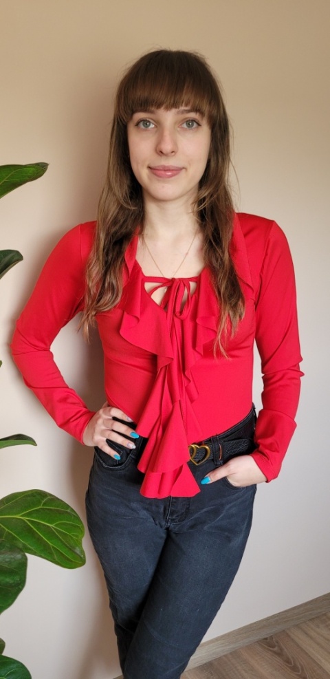 Czerwone Body z Falbaną