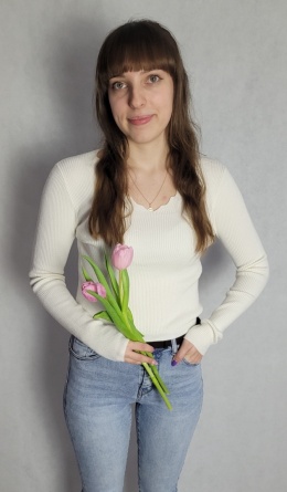 Sweterek Basic Biały