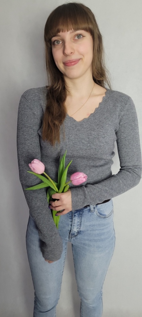 Sweterek Basic Szary